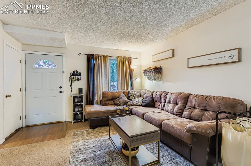 Image 5 of 31: Living Room