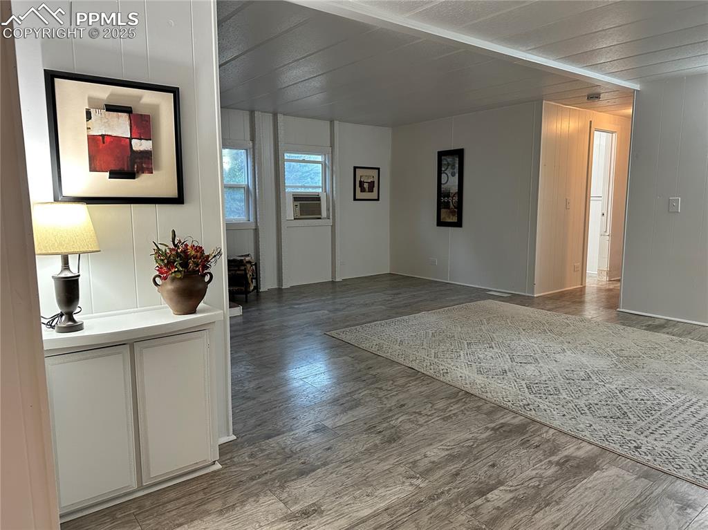 Image 4 of 36: Front entry.