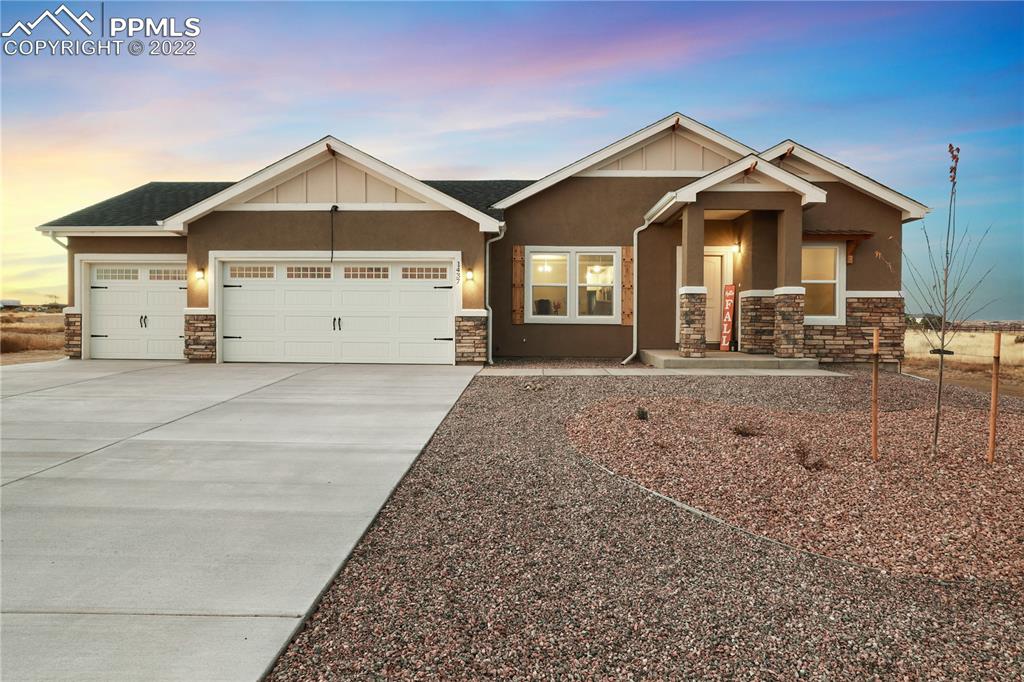 Listing 4536175, Image 1 of 45