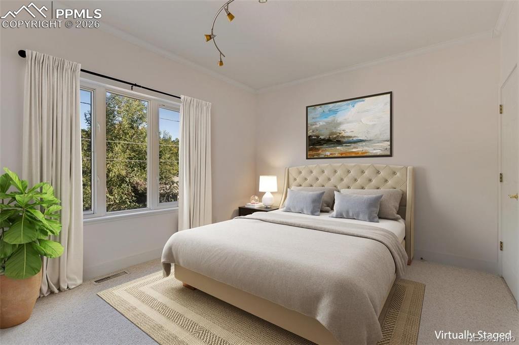 Image 9 of 27: Mainlevel Bedroom Suite/Office 