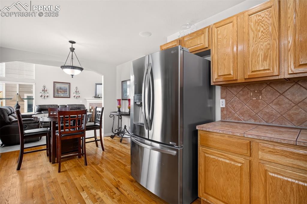 Image 10 of 38: Kitchen