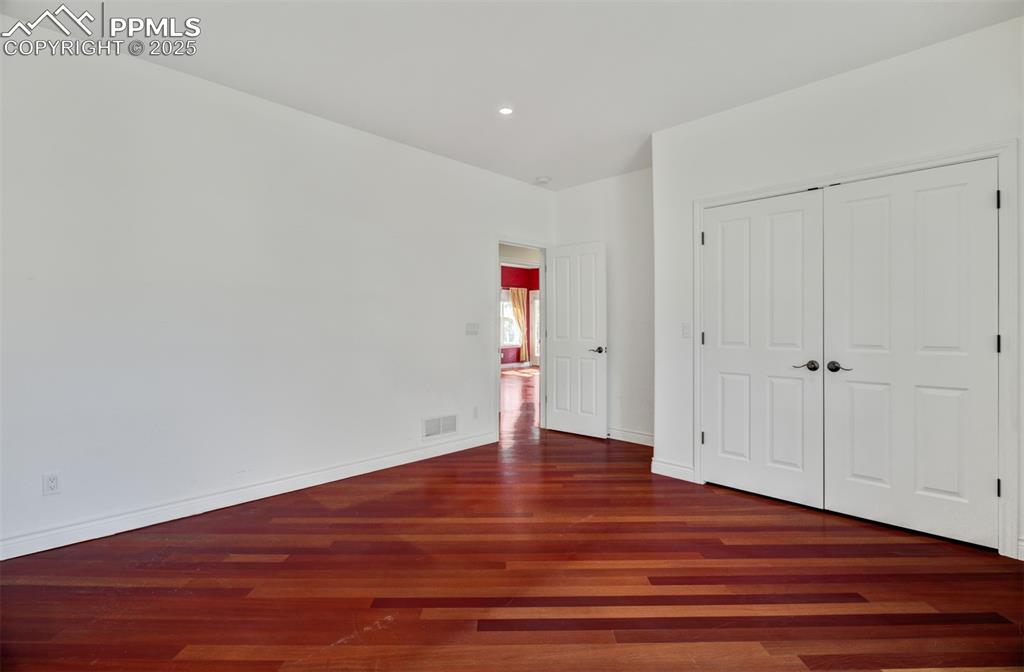 Image 19 of 48: Bedroom 3