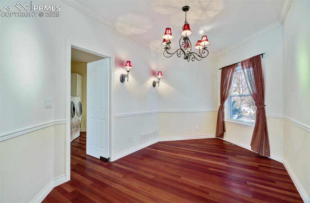 Image 25 of 48: Formal dining room