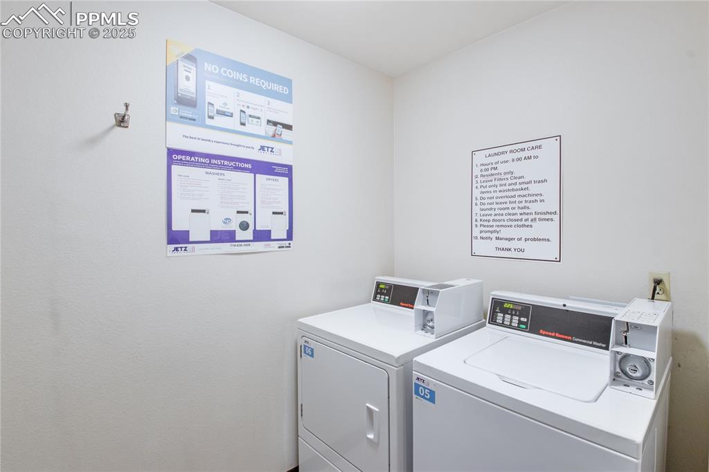 Image 19 of 22: Laundry