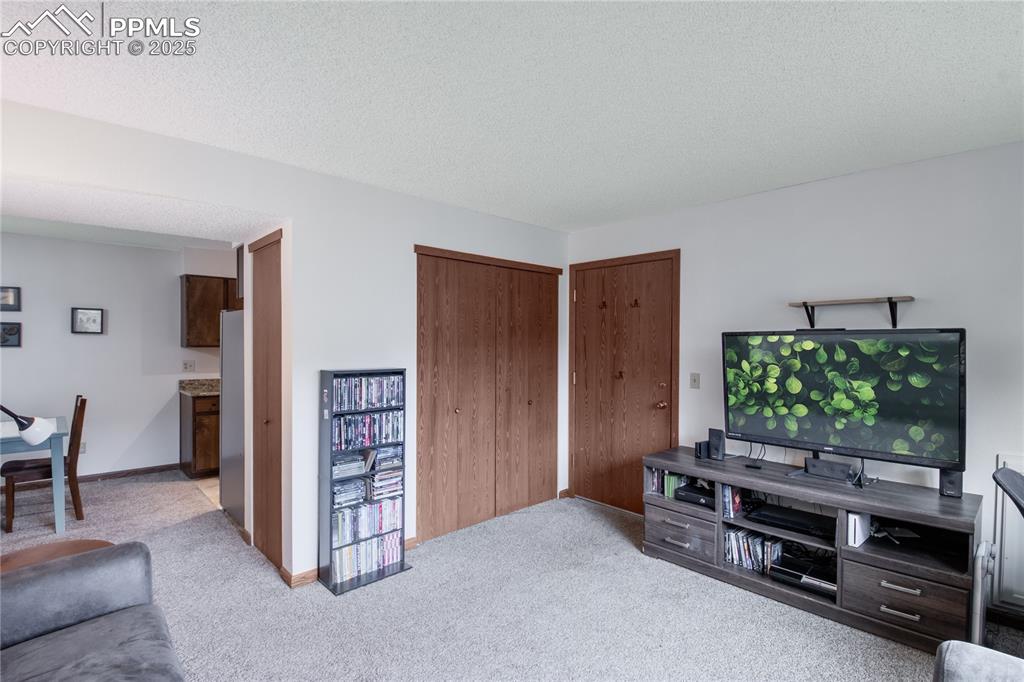 Image 5 of 22: Living Room