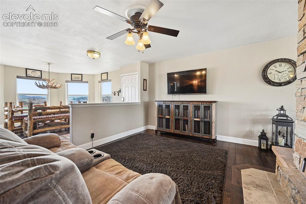 Image 12 of 49: Living Room