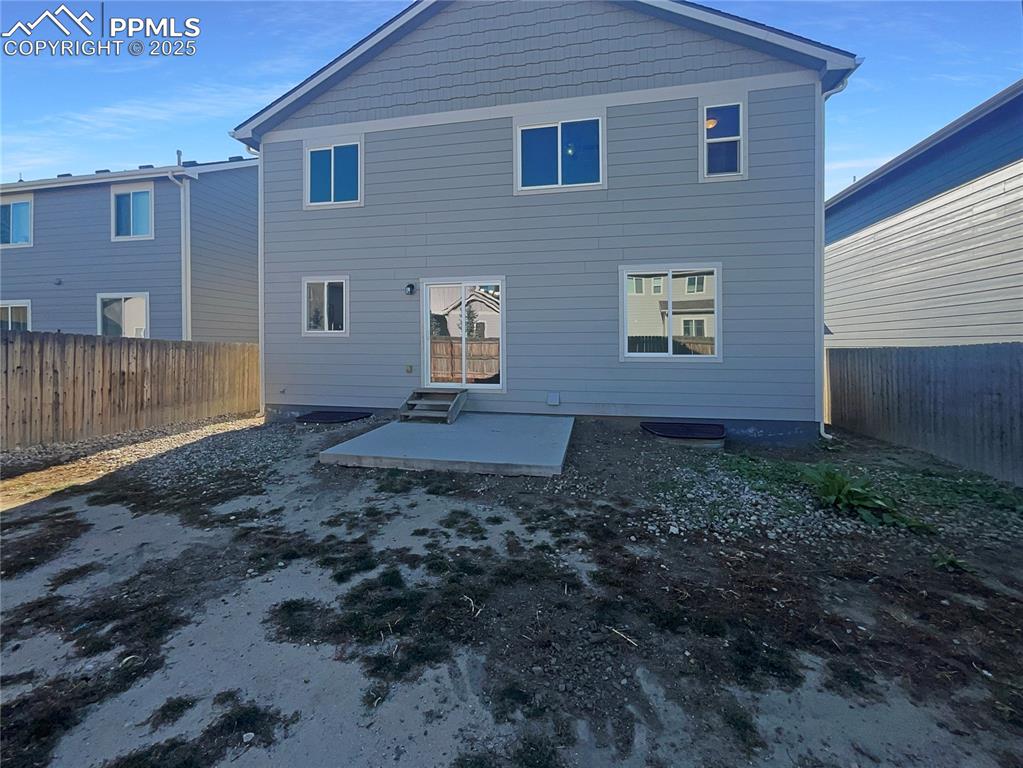 Image 21 of 23: Back of Structure