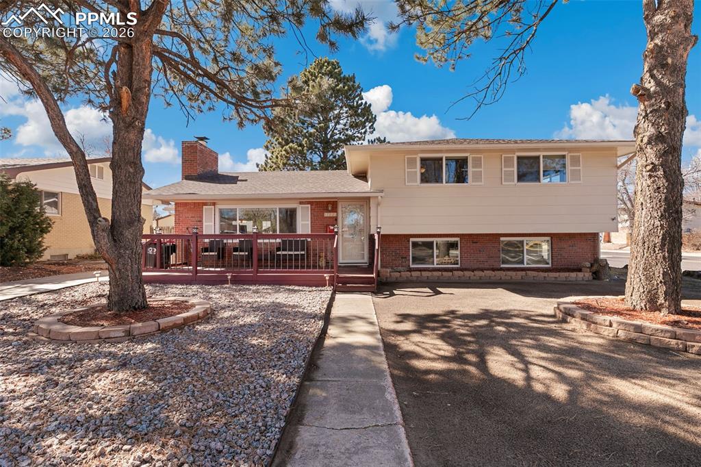 Image 2 of 43: Front of Structure