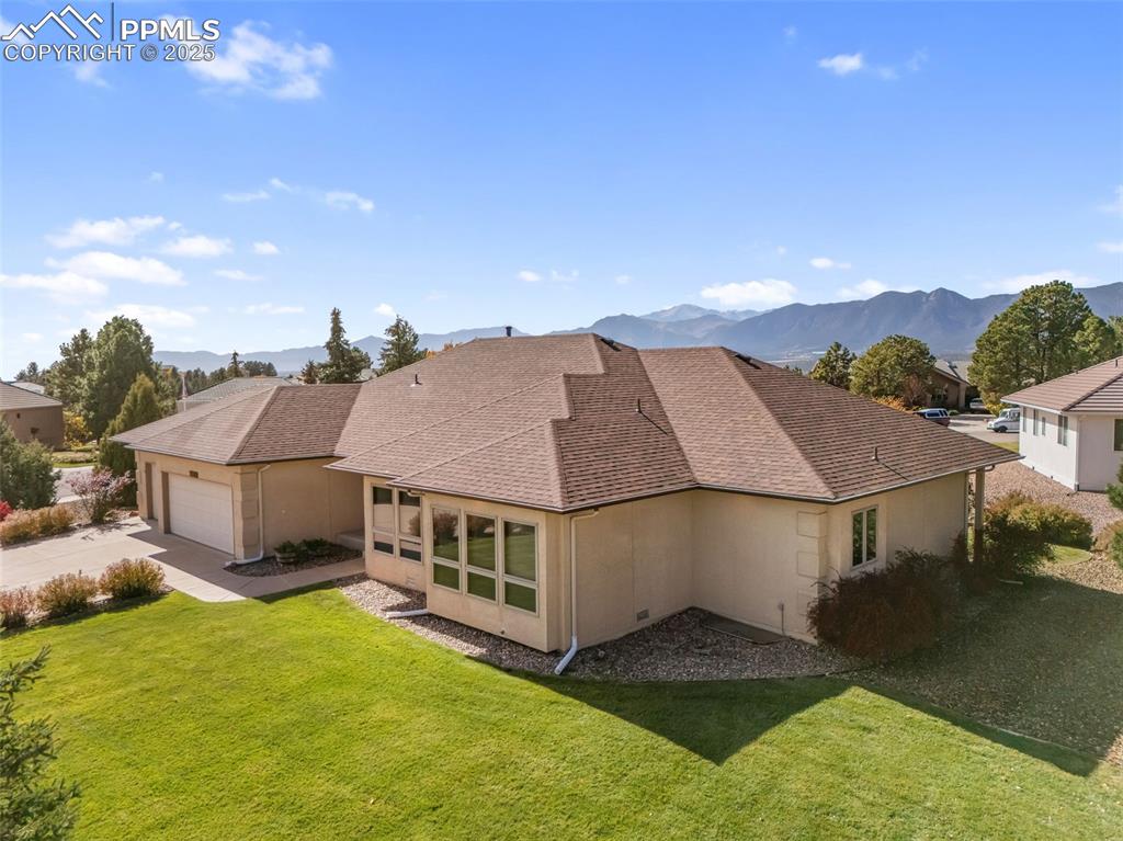 Image 34 of 35: Sitting Room