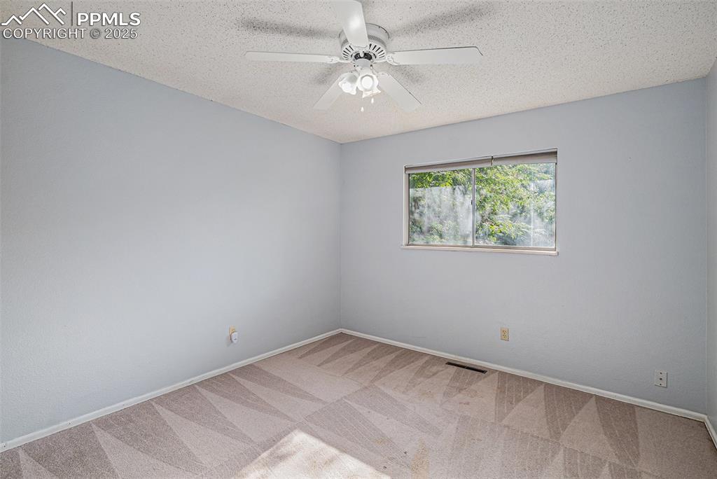 Image 14 of 20: Upper Level Bedroom #3