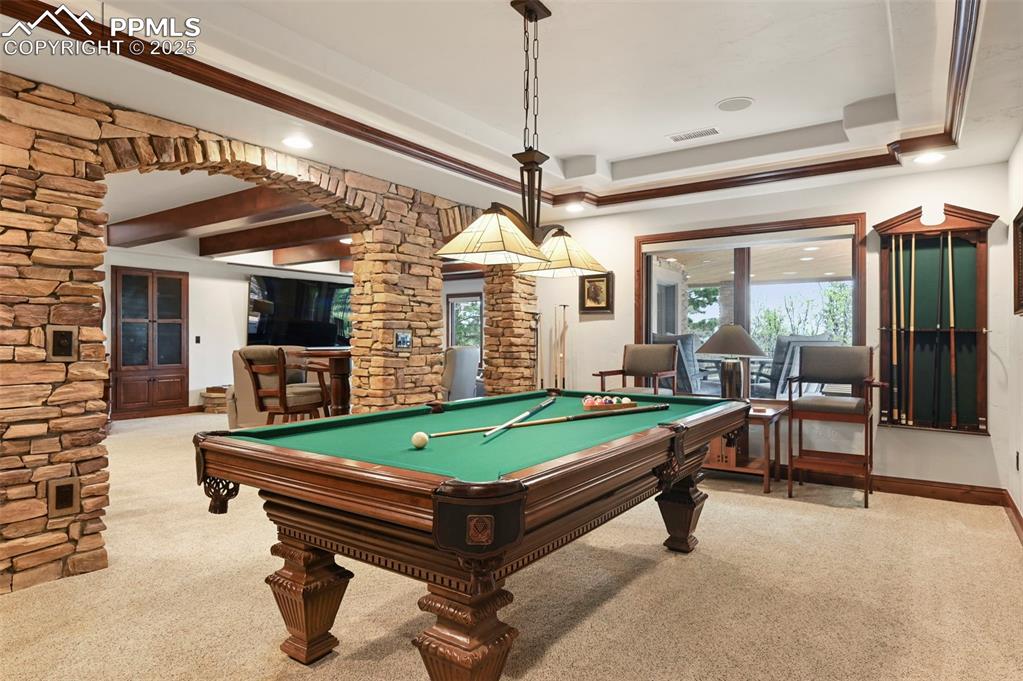 Image 29 of 50: billiards (or other game table) room