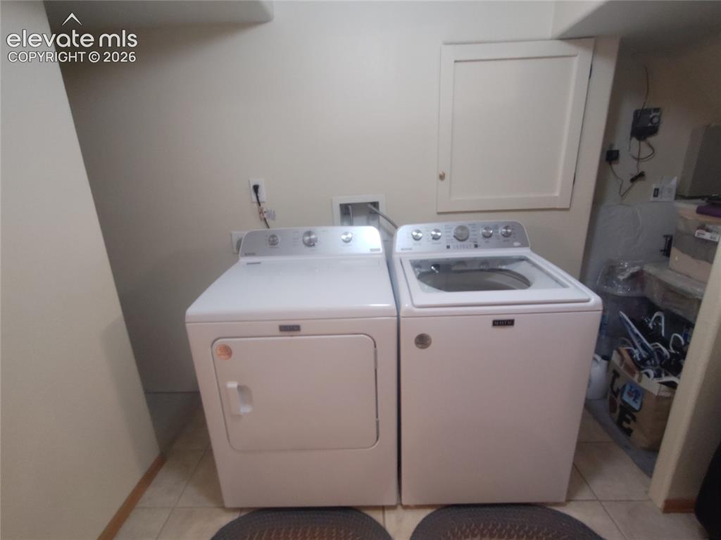 Image 38 of 49: Laundry Area
