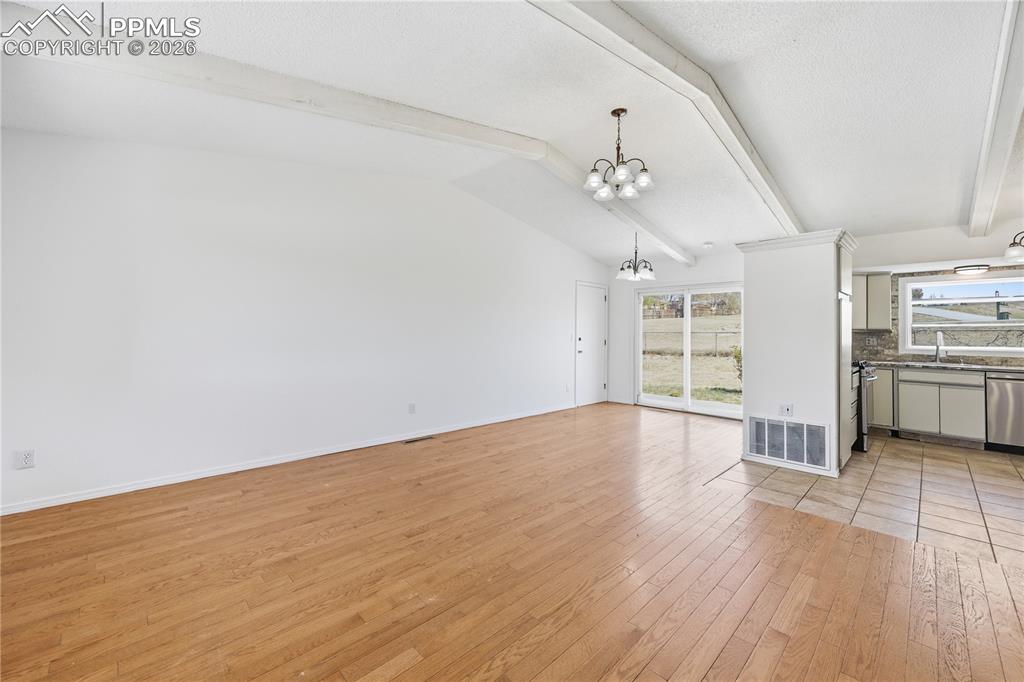 Image 3 of 33: No Description Available