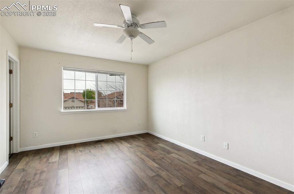 Image 13 of 28: Master bedroom