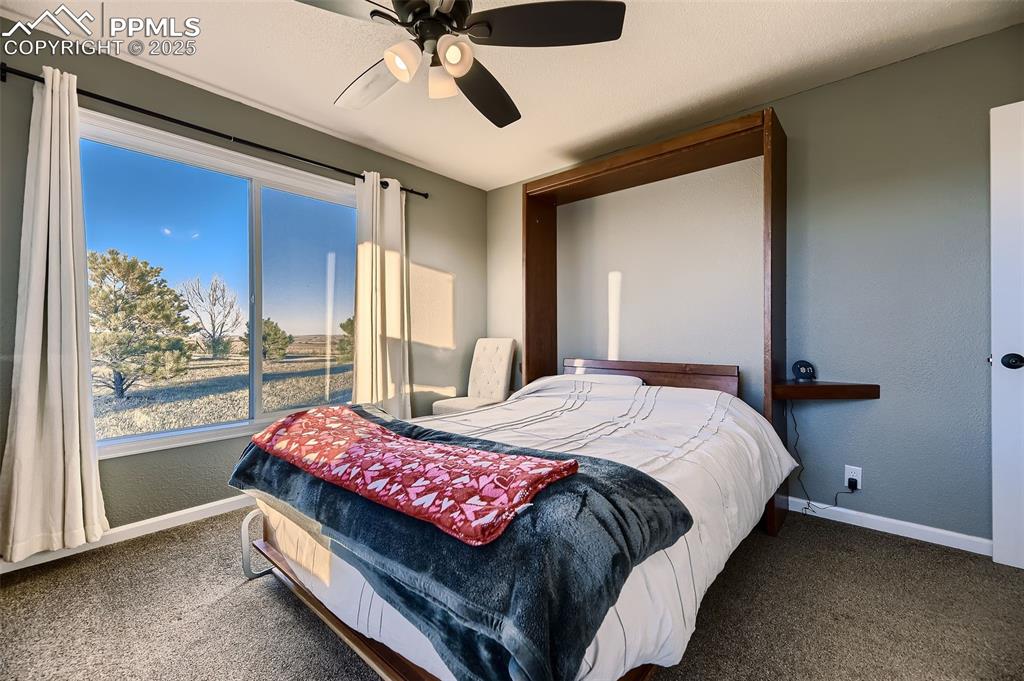 Image 16 of 39: Bedroom