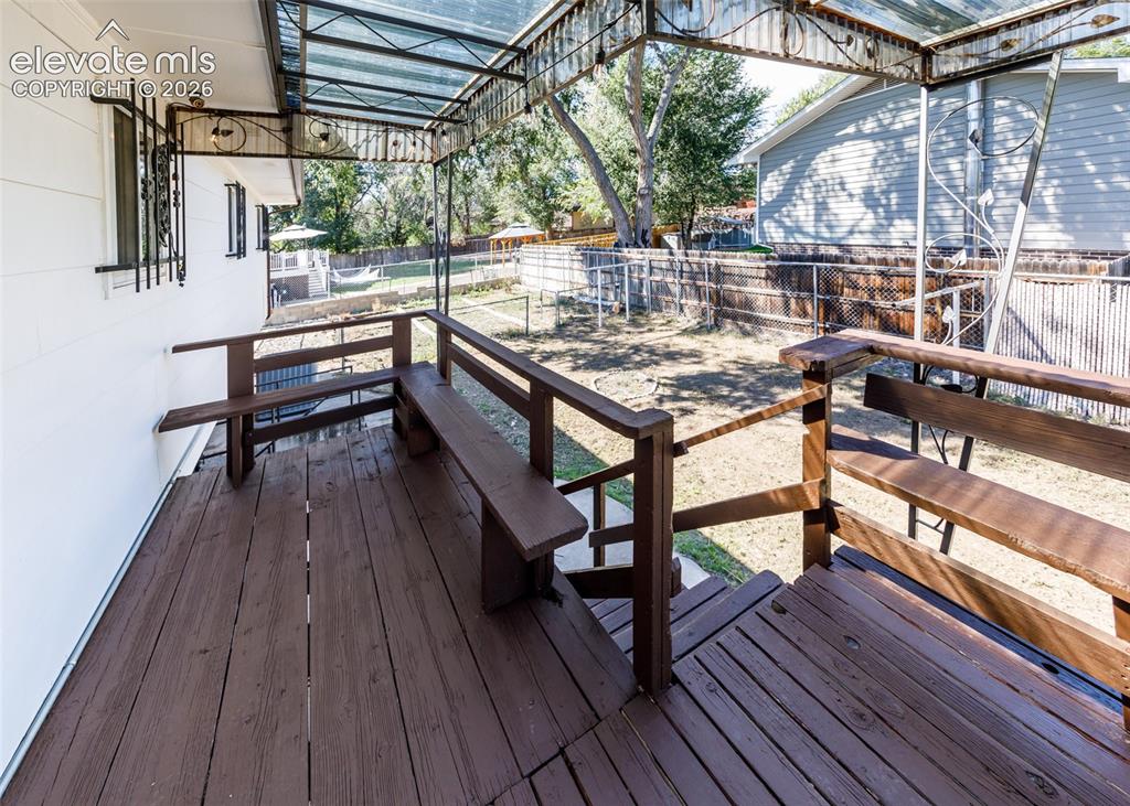 Image 44 of 48: Deck