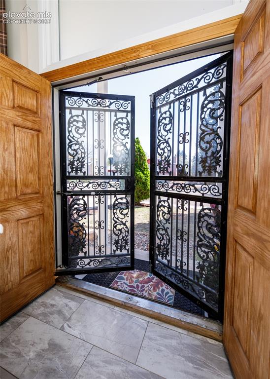 Image 6 of 48: Entry