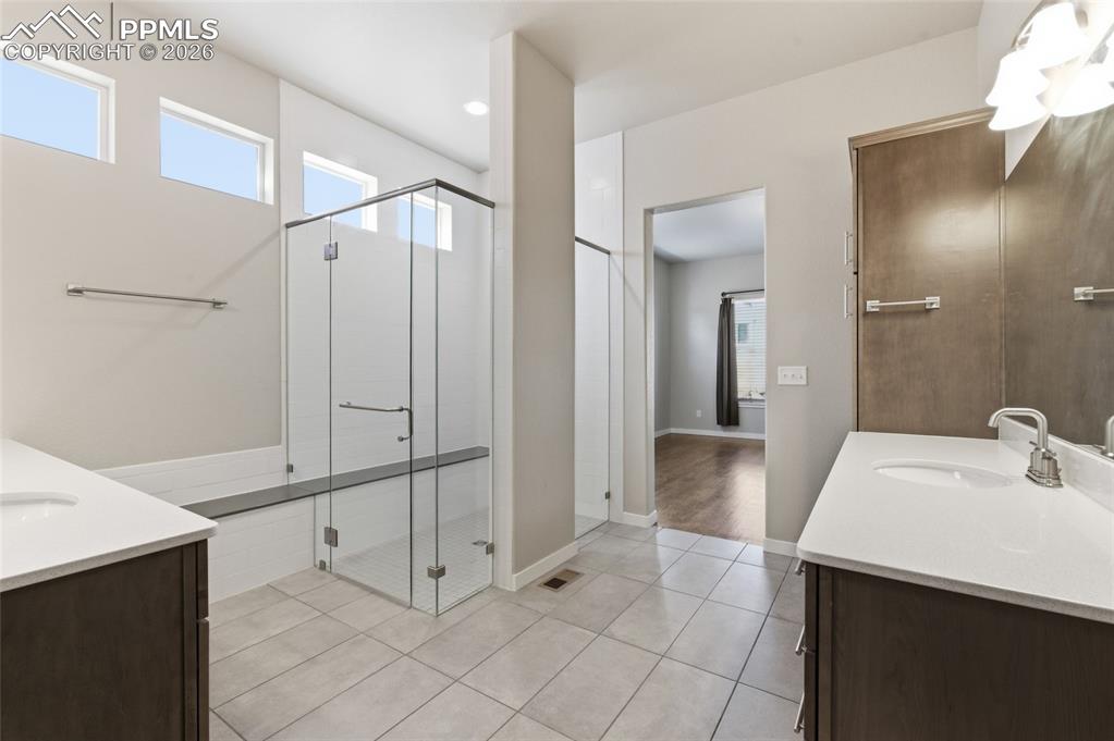 Image 19 of 50: Master Bathroom