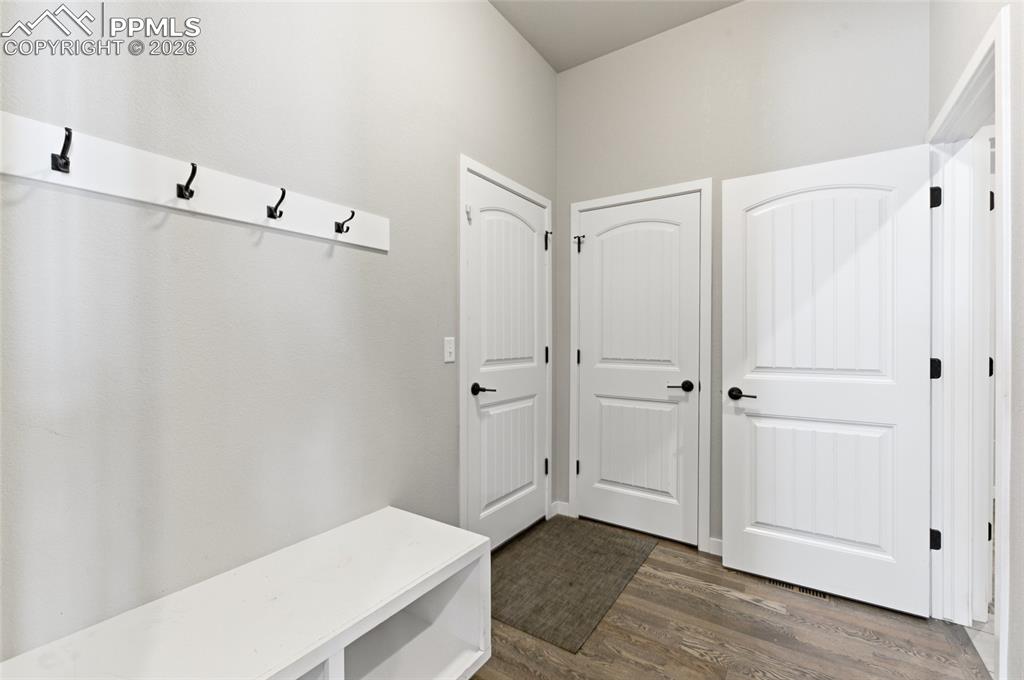 Image 24 of 50: Mud Room