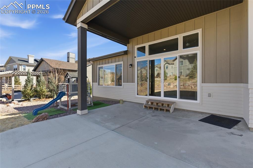 Image 40 of 50: Patio