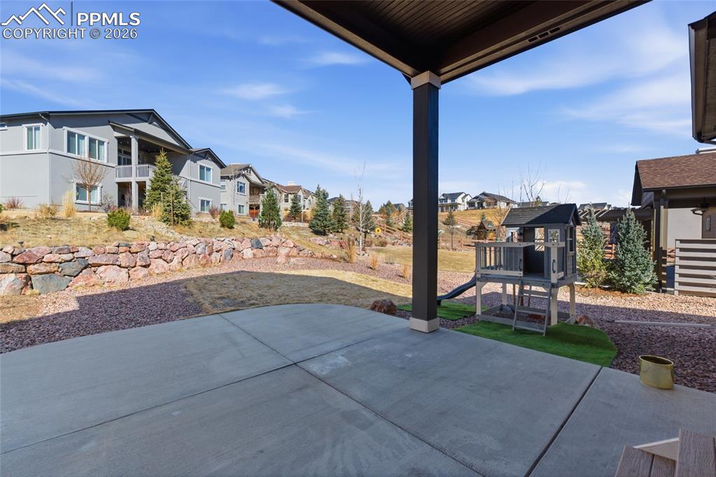 Image 41 of 50: Patio