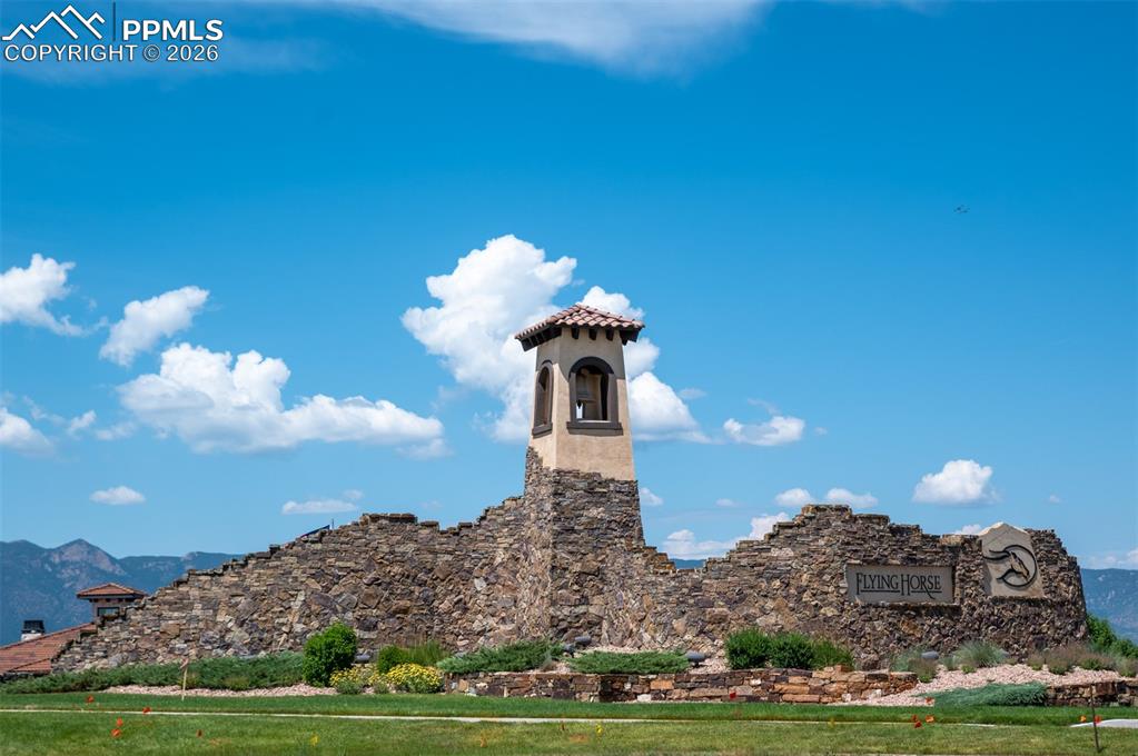 Image 45 of 50: View