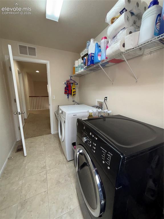 Image 20 of 42: Laundry