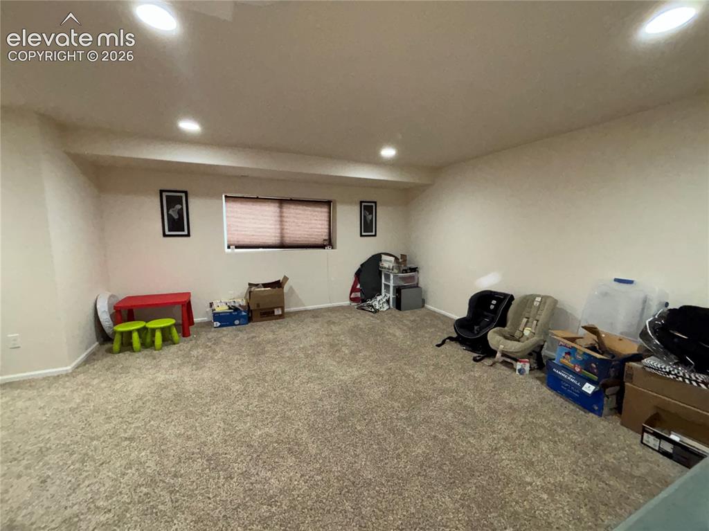 Image 33 of 42: Game Room