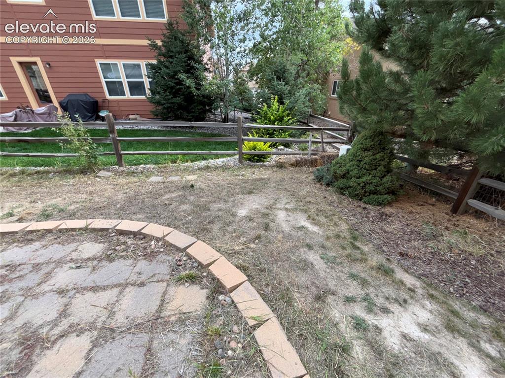 Image 42 of 42: Yard