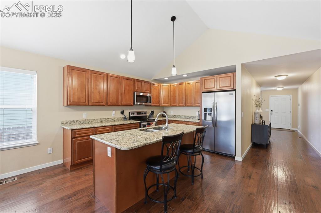 Image 10 of 36: Kitchen