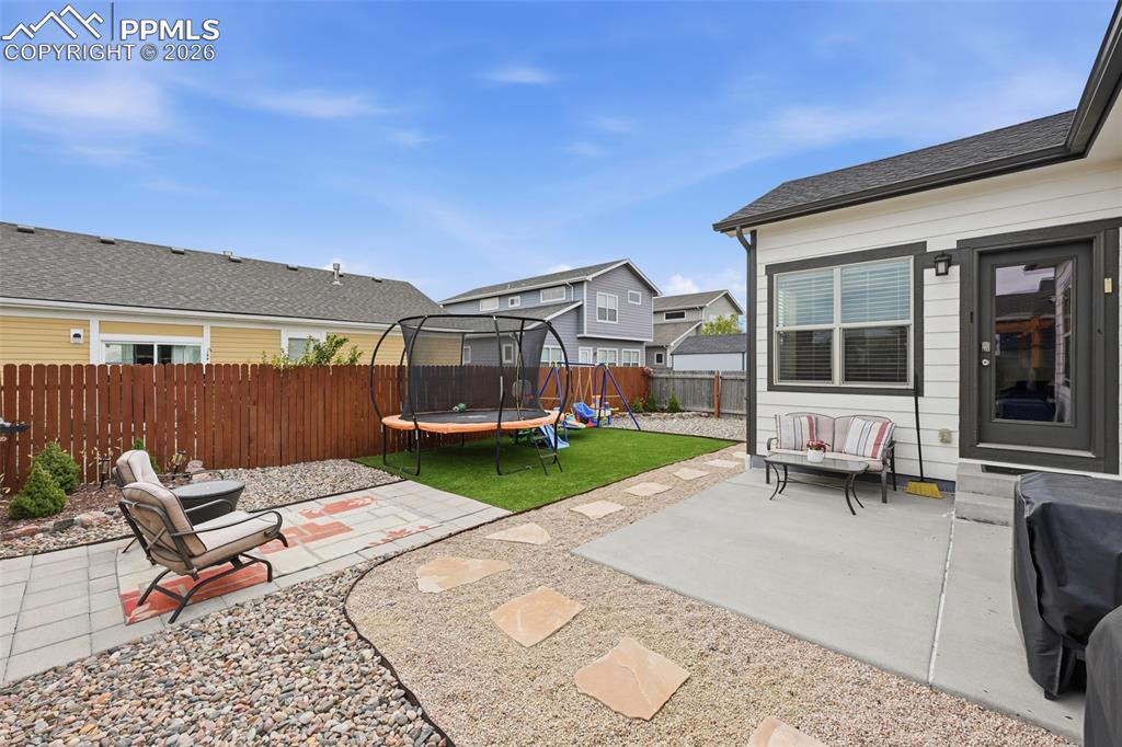 Image 28 of 36: Patio