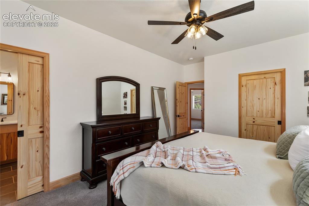 Image 33 of 48: Bedroom