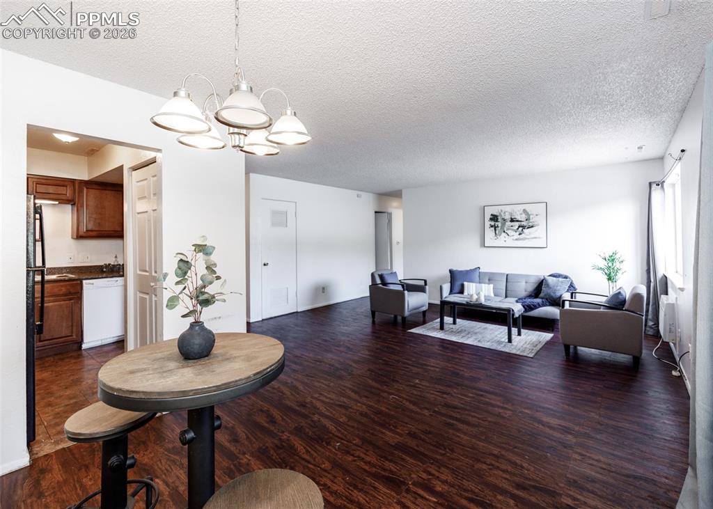 Image 12 of 45: Living Room