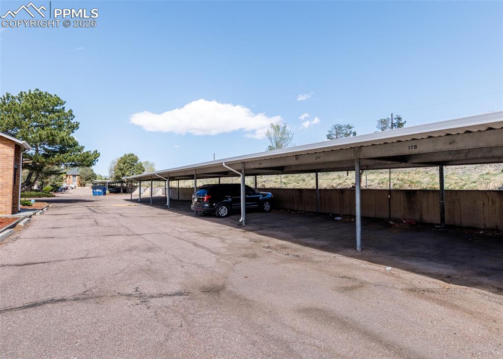 Image 40 of 45: Parking