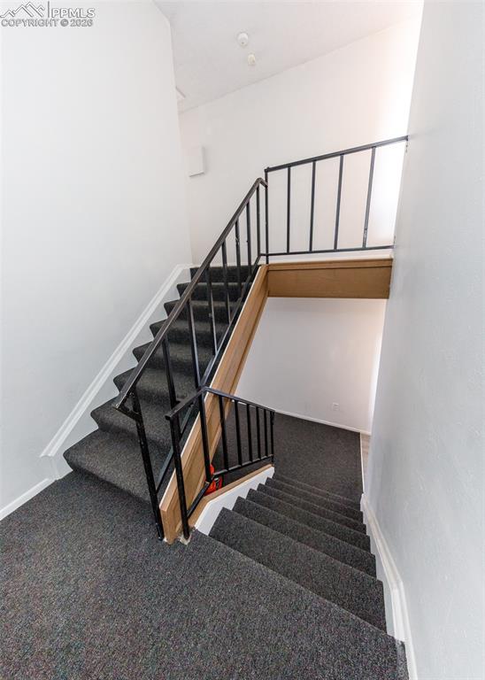 Image 6 of 45: Stairs