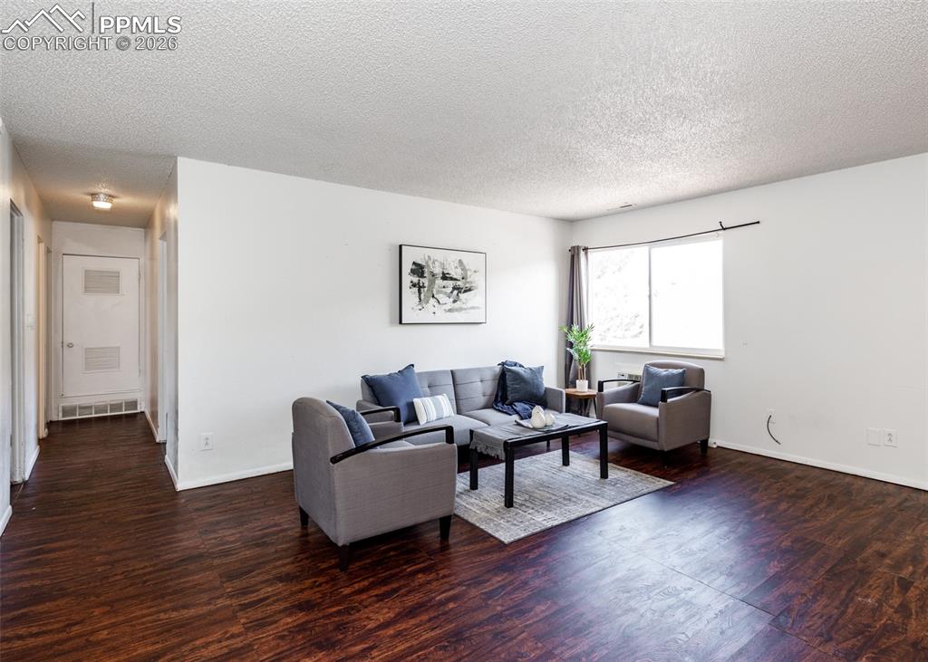 Image 9 of 45: Living Room