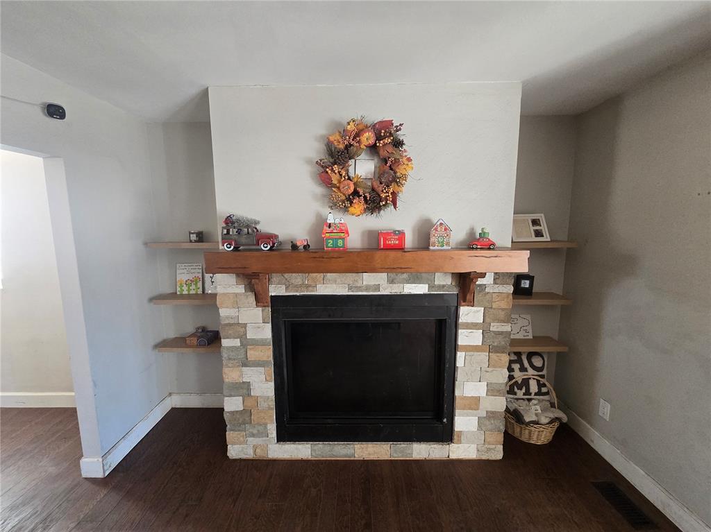 Image 9 of 19: Other