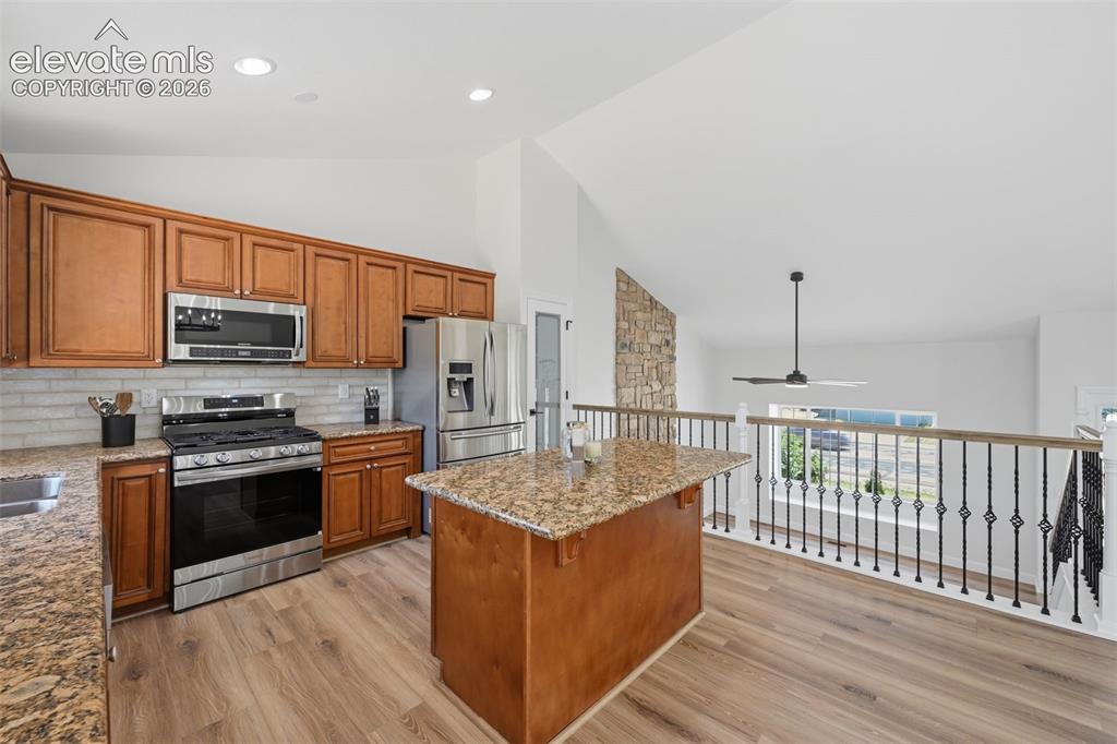 Image 8 of 36: Kitchen