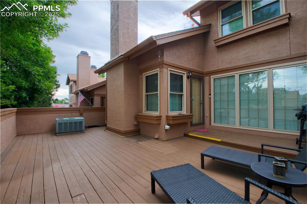 Image 4 of 38: Deck