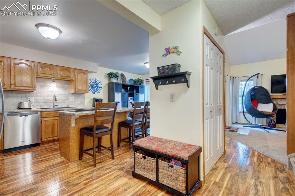 Image 9 of 38: Kitchen