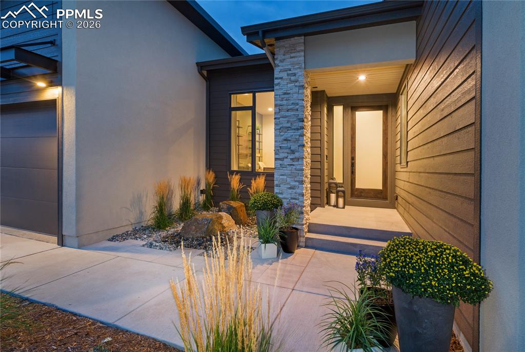 Image 2 of 44: No Description Available