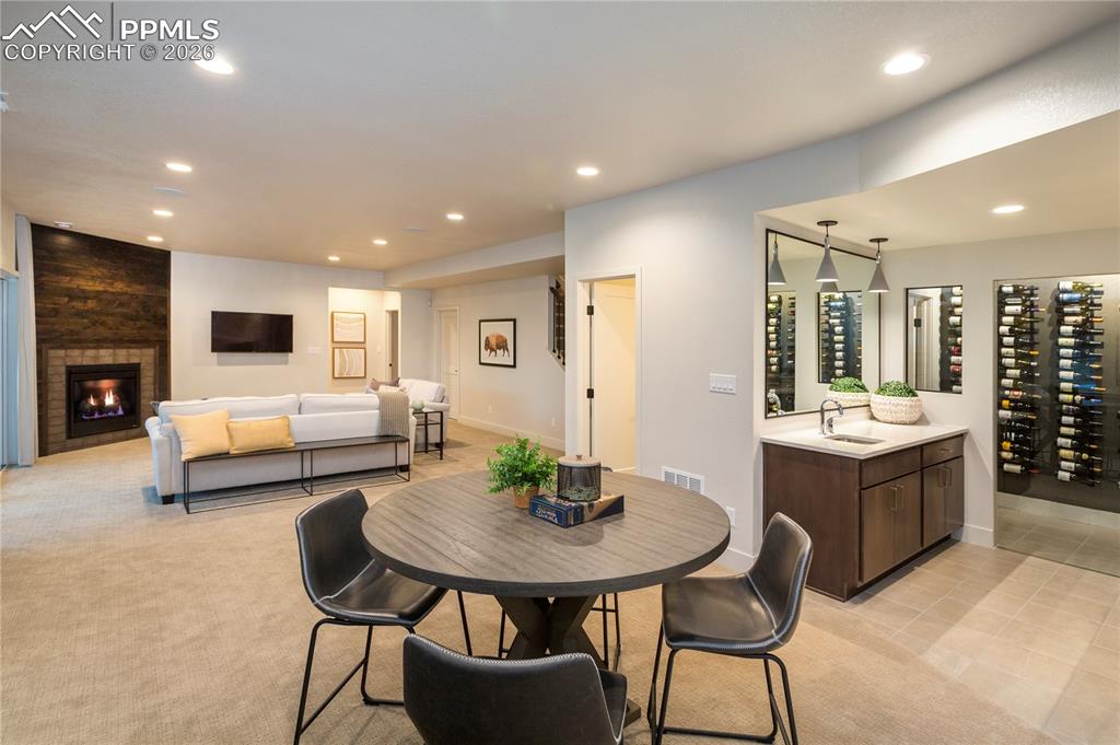 Image 32 of 44: No Description Available