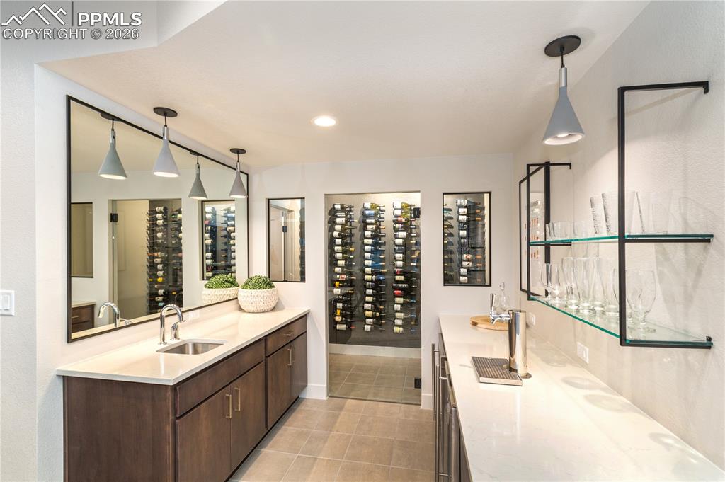 Image 33 of 44: No Description Available