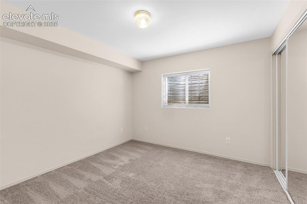 Image 30 of 39: Family Room