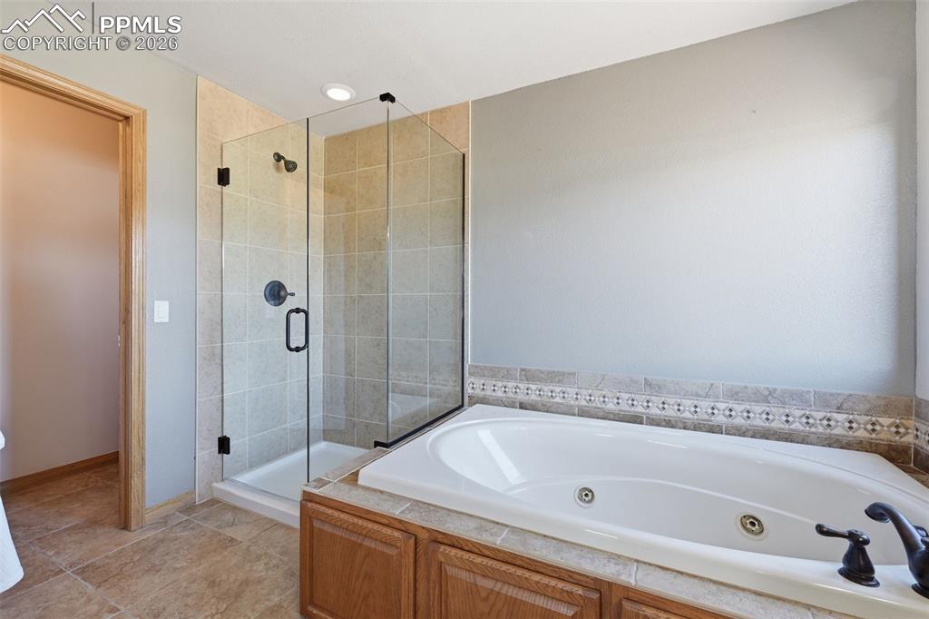 Image 38 of 50: Brand new free standing shower enclosure.