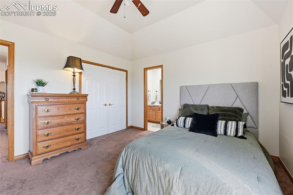 Image 43 of 50: Bedroom