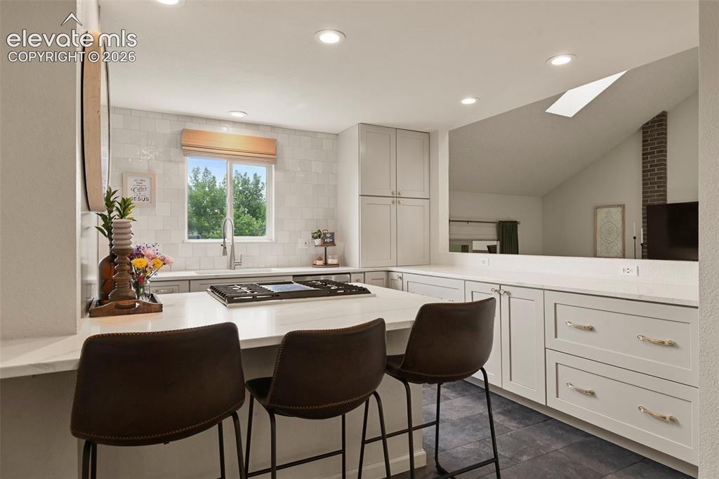 Image 11 of 48: Kitchen