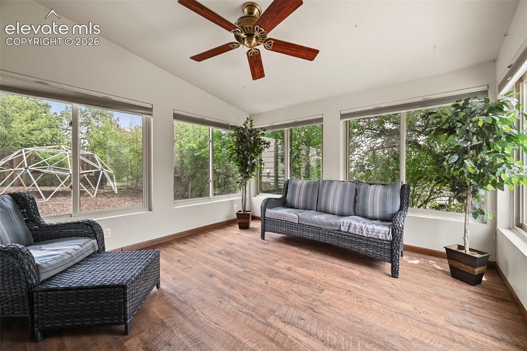 Image 19 of 48: Sun Room