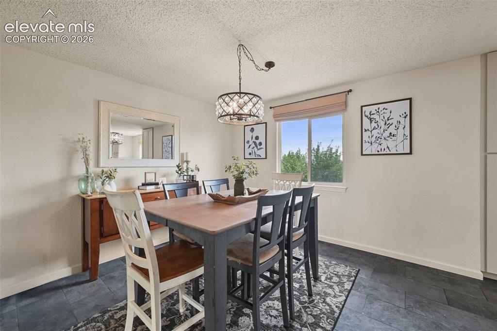 Image 8 of 48: Dining Area