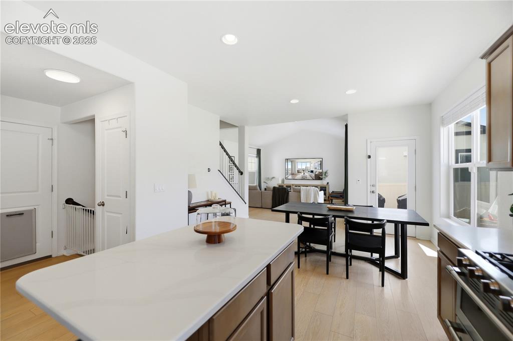 Image 16 of 45: Kitchen